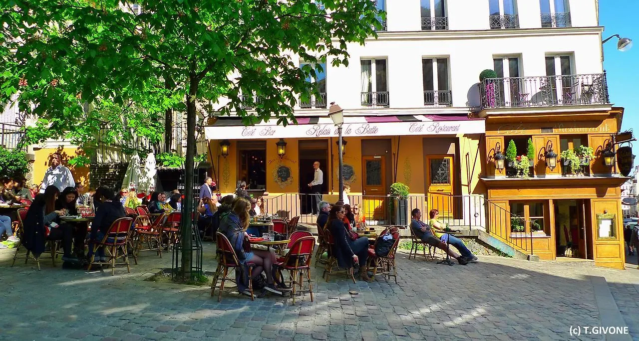 Abbesses Montmartre Apartment *